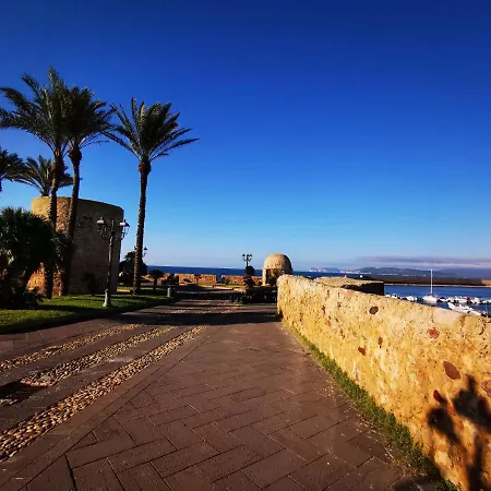 Romantic Total Sea View