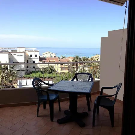 Διαμέρισμα Romantic Total Sea View