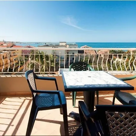 Apartment Romantic Total Sea View
