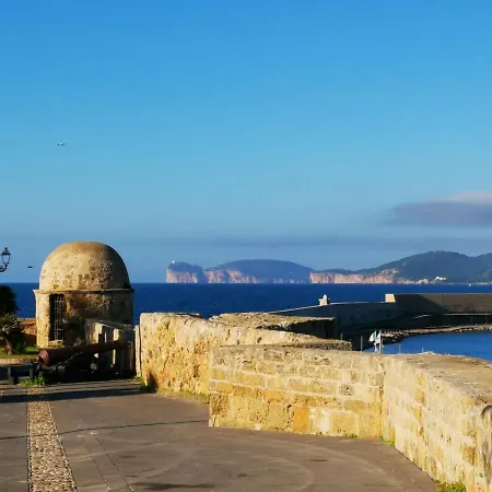 Апартаменты Romantic Total Sea View Альгеро